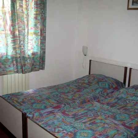 Apartment Idro Classic 2 *